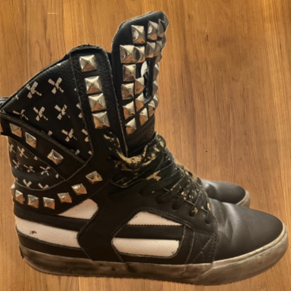 Vintage 2011 SUPRA Muska SkyTop 2 Black Flags distressed custom Studded … - Picture 1 of 9